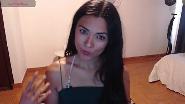 Snapshot of FreyaRouge chatting on April 2026 03:16:01 PM FreyaRouge online show from April 2026 03:16:01 PM