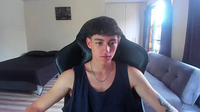 Luke Chill online show from April 2026 06:01:02 PM