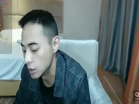 Snapshot of davidboys chatting on April 2026 10:53:02 AM davidboys online show from April 2026 10:53:02 AM