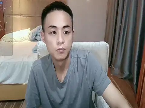 Snapshot of davidboys chatting on April 2026 07:25:02 AM davidboys online show from April 2026 07:25:02 AM