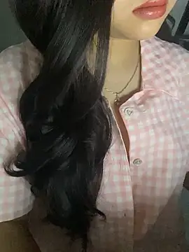 Rosecute11 online show from April 2026 03:11:02 AM