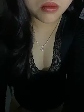 Rosecute11 online show from April 2026 02:55:02 PM