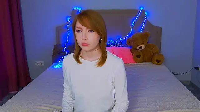 CherryCrushLove online show from April 2026 06:03:02 AM