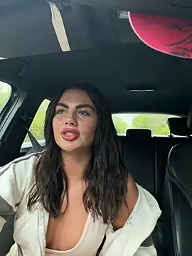 Jessiebx online show from April 2026 05:19:02 PM