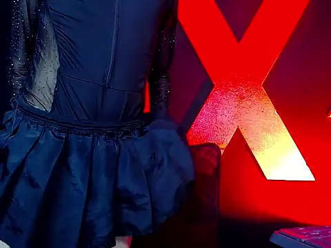 Snapshot of AlanFox1 chatting on April 2026 01:19:01 PM AlanFox1 online show from April 2026 01:19:01 PM