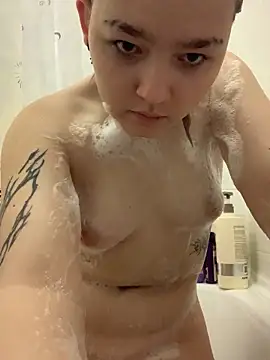 KimCarr online show from April 2026 10:13:01 AM