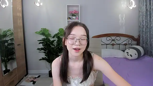 Snapshot of syuri_sun chatting on July 2026 03:12:02 PM syuri sun online show from July 2026 03:12:02 PM