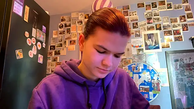 DarylLarrow online show from April 2026 04:06:02 AM