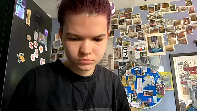 DarylLarrow online show from April 2026 09:26:01 AM