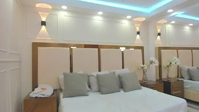 Snapshot of Isabelagomez2 chatting on April 2026 10:43:01 PM Isabelagomez2 online show from April 2026 10:43:01 PM