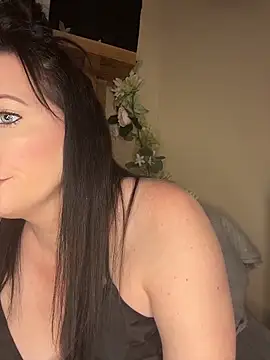 taylorsunshine online show from June 2026 01:07:02 AM