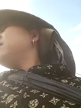 Snapshot of jikey-bibi chatting on April 2026 12:15:01 AM jikey-bibi online show from April 2026 12:15:01 AM