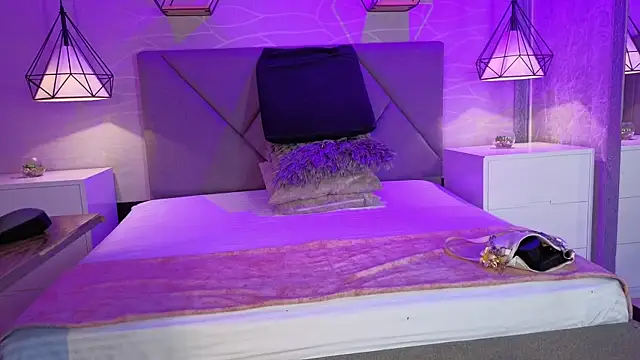 lhiamfitt10 online show from April 2026 02:44:01 PM