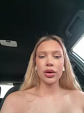 Girl-Mia online show from April 2026 04:12:02 AM