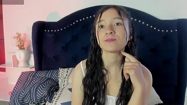 Honney Bunny18 online show from April 2026 02:25:01 PM