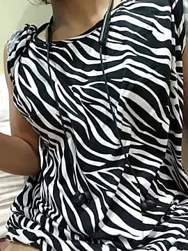 Annu 02 online show from April 2026 06:27:02 PM