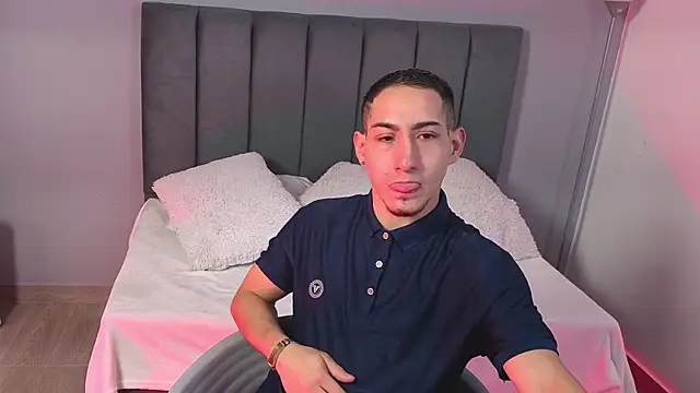 Snapshot of jhan_vassilis chatting on April 2026 11:51:02 AM jhan vassilis online show from April 2026 11:51:02 AM