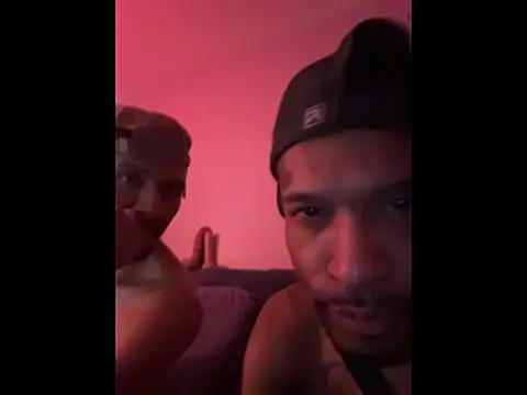 JRNBLU44 online show from April 2026 06:38:01 PM