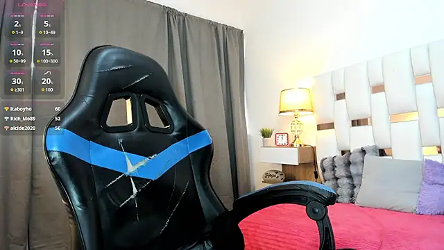 Alessandro Abruzzo online show from April 2026 03:28:01 PM