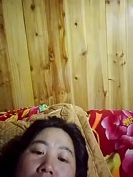 kiss-my online show from April 2026 02:15:01 PM