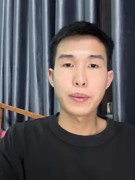 Snapshot of tuanhip chatting on April 2026 01:19:01 PM tuanhip online show from April 2026 01:19:01 PM