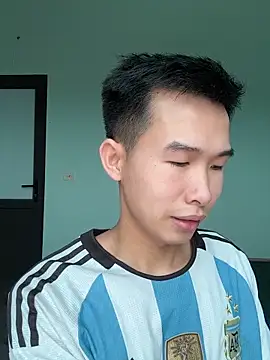 Snapshot of tuanhip chatting on April 2026 03:04:02 AM tuanhip online show from April 2026 03:04:02 AM