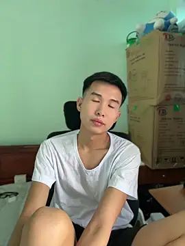 Snapshot of tuanhip chatting on April 2026 03:24:01 AM tuanhip online show from April 2026 03:24:01 AM