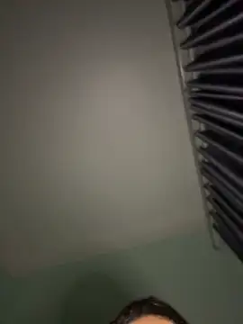 Snapshot of tuanhip chatting on April 2026 04:19:01 PM tuanhip online show from April 2026 04:19:01 PM