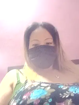 Bristy BigBoobs online show from April 2026 03:17:01 PM