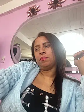 Katiuscavega online show from May 2026 03:17:01 PM