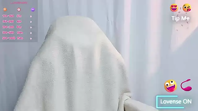 Snapshot of luckyuyu66 chatting on April 2026 01:12:01 PM luckyuyu66 online show from April 2026 01:12:01 PM