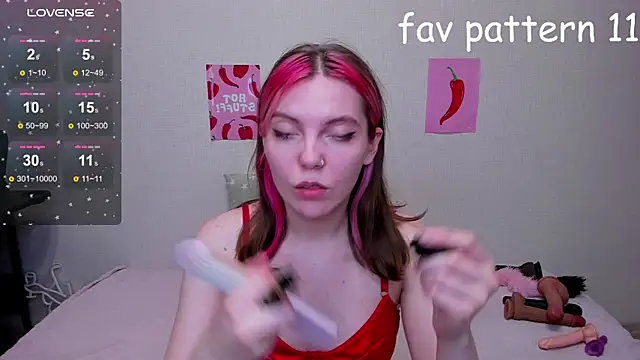 Marie Reyess online show from July 2026 02:54:01 PM