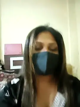 SluttySonam online show from April 2026 09:23:01 PM