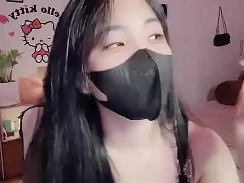 Snapshot of Yua-Rin20 chatting on April 2026 06:20:01 PM Yua-Rin20 online show from April 2026 06:20:01 PM