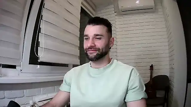 DaddySlava online show from April 2026 06:27:01 PM