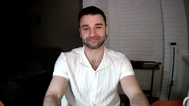 Snapshot of DaddySlava chatting on April 2026 06:21:01 PM DaddySlava online show from April 2026 06:21:01 PM