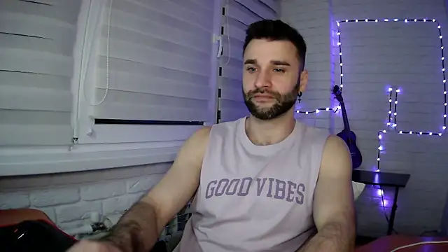 Snapshot of DaddySlava chatting on May 2026 08:03:02 PM DaddySlava online show from May 2026 08:03:02 PM