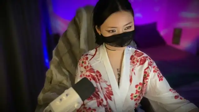 Snapshot of rin_night chatting on April 2026 07:52:02 PM rin night online show from April 2026 07:52:02 PM