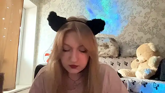 SilenttTide online show from April 2026 10:24:02 AM