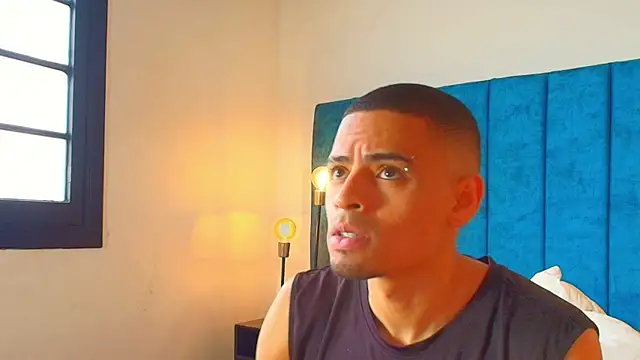 Pablo Cruzz online show from April 2026 07:25:01 PM