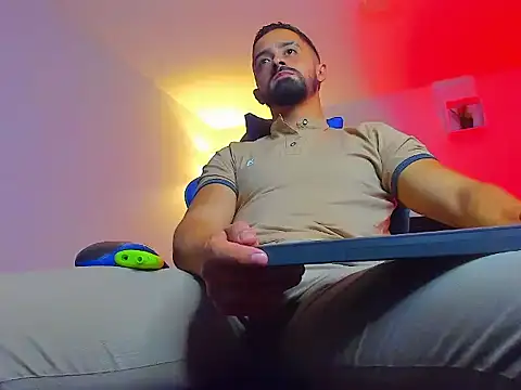 David Onfire online show from April 2026 08:03:02 PM