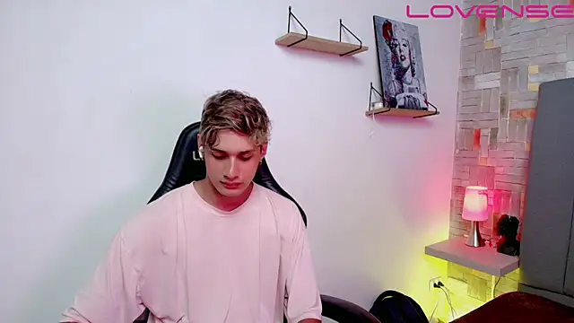 Snapshot of flaquito___ chatting on April 2026 08:32:02 PM flaquito online show from April 2026 08:32:02 PM