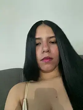 Snapshot of IsabelaRivers chatting on May 2026 03:22:01 AM IsabelaRivers online show from May 2026 03:22:01 AM