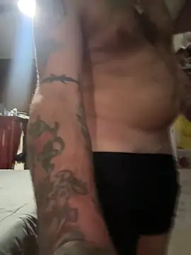 Snapshot of hitman13sal chatting on April 2026 05:10:01 PM hitman13sal online show from April 2026 05:10:01 PM