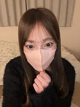 Snapshot of liz_05 chatting on April 2026 12:36:01 PM liz 05 online show from April 2026 12:36:01 PM