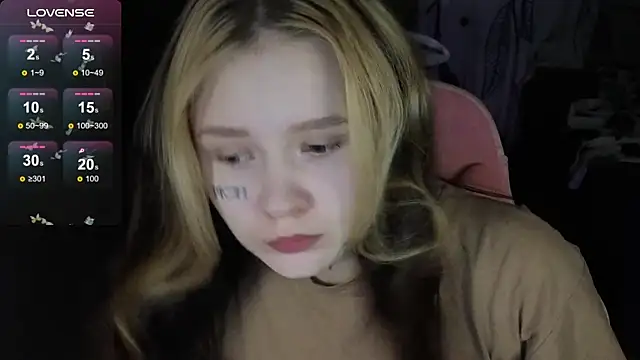 Liaa Lii online show from April 2026 08:20:02 PM