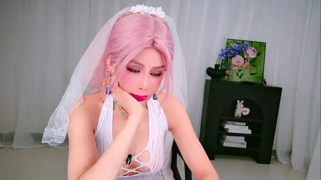 Snapshot of Serendipity889 chatting on April 2026 01:16:02 PM Serendipity889 online show from April 2026 01:16:02 PM