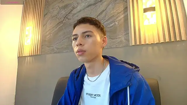 KENNY HANK online show from April 2026 03:53:02 AM