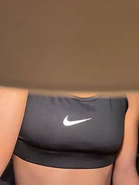 latinacaro- online show from May 2026 05:58:02 AM