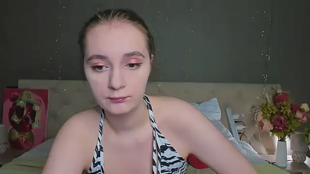 Snapshot of Amy-Desiree chatting on July 2026 01:22:01 AM Amy-Desiree online show from July 2026 01:22:01 AM